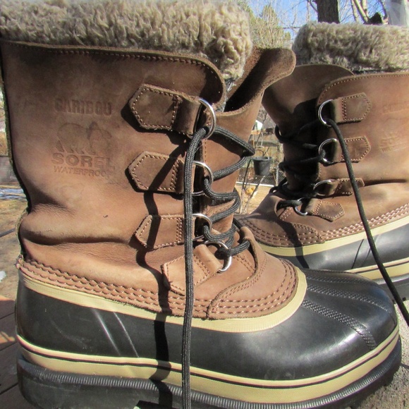 Sorel Caribou Men’s classic waterproof snow boot